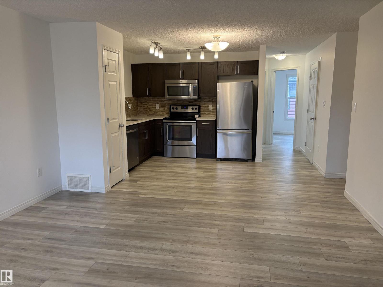 563 Orchards Bv Sw, Edmonton, Alberta  T6X 1V2 - Photo 10 - E4461896