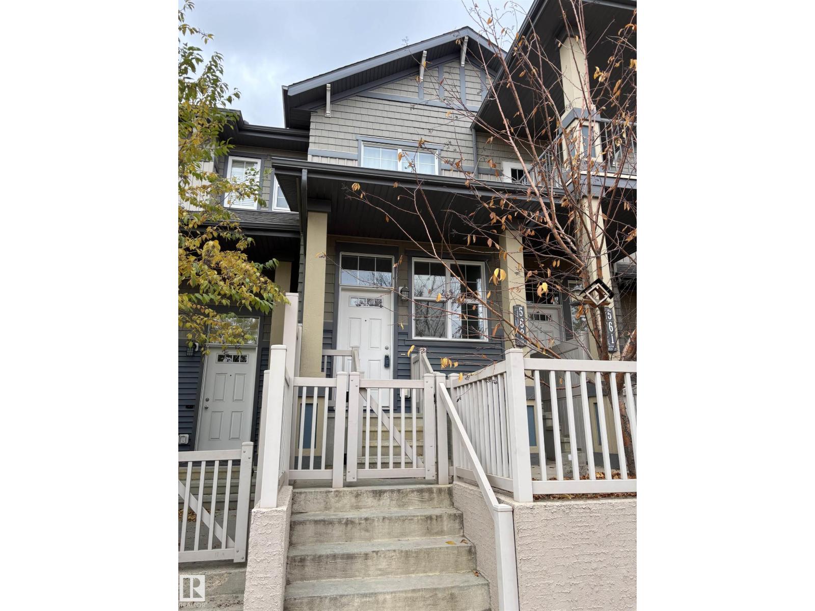 563 Orchards Bv Sw, Edmonton, Alberta  T6X 1V2 - Photo 2 - E4461896