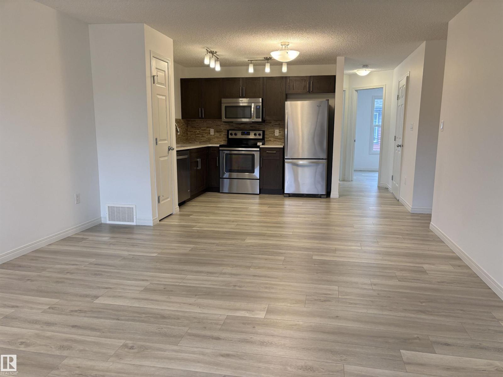 563 Orchards Bv Sw, Edmonton, Alberta  T6X 1V2 - Photo 9 - E4461896