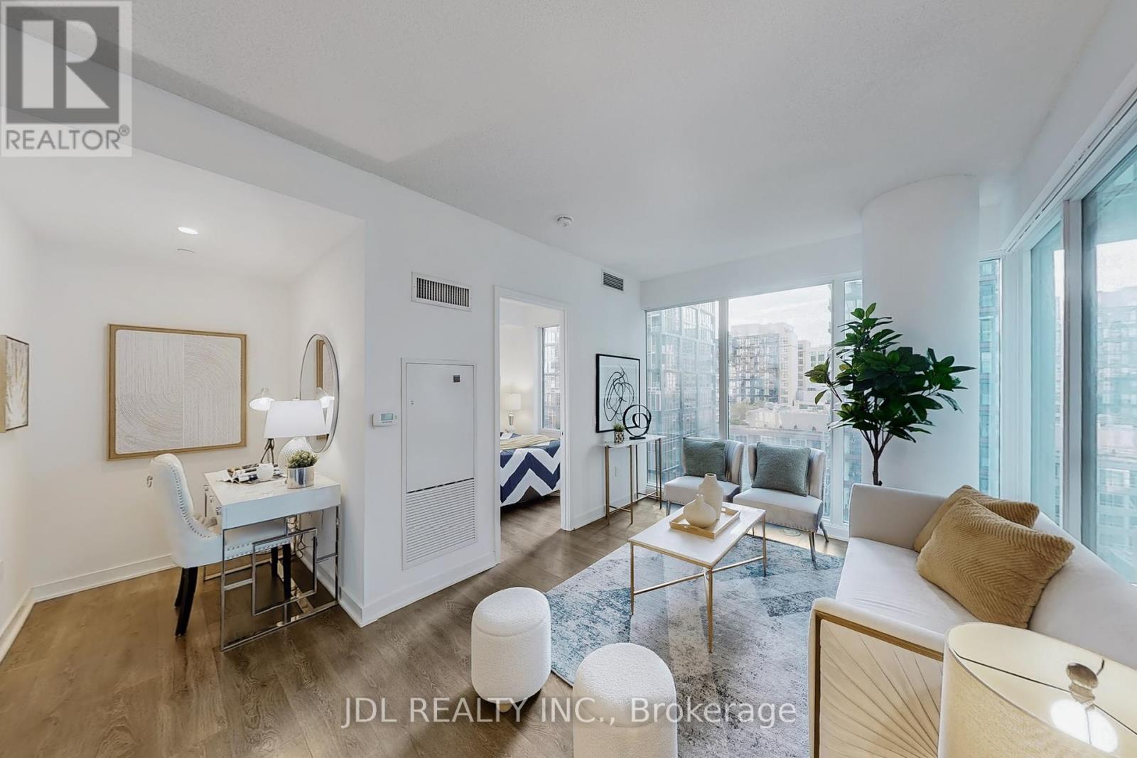 1602 - 125 Blue Jays Way, Toronto, Ontario  M5V 0C4 - Photo 5 - C12413999