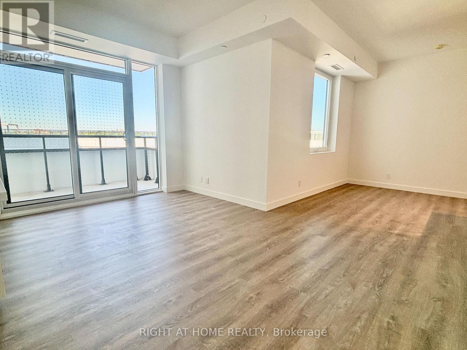 903 - 1050 Eastern Avenue, Toronto, Ontario  M4L 0B7 - Photo 7 - E12414304