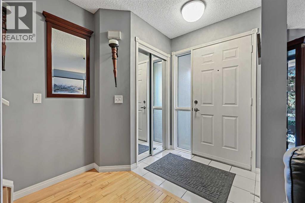 64 Abbeydale Villas Ne, Calgary, Alberta  T2A 7P6 - Photo 6 - A2263228