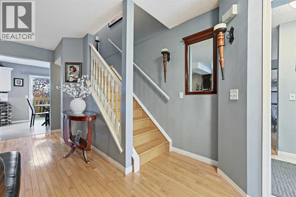 64 Abbeydale Villas Ne, Calgary, Alberta  T2A 7P6 - Photo 7 - A2263228
