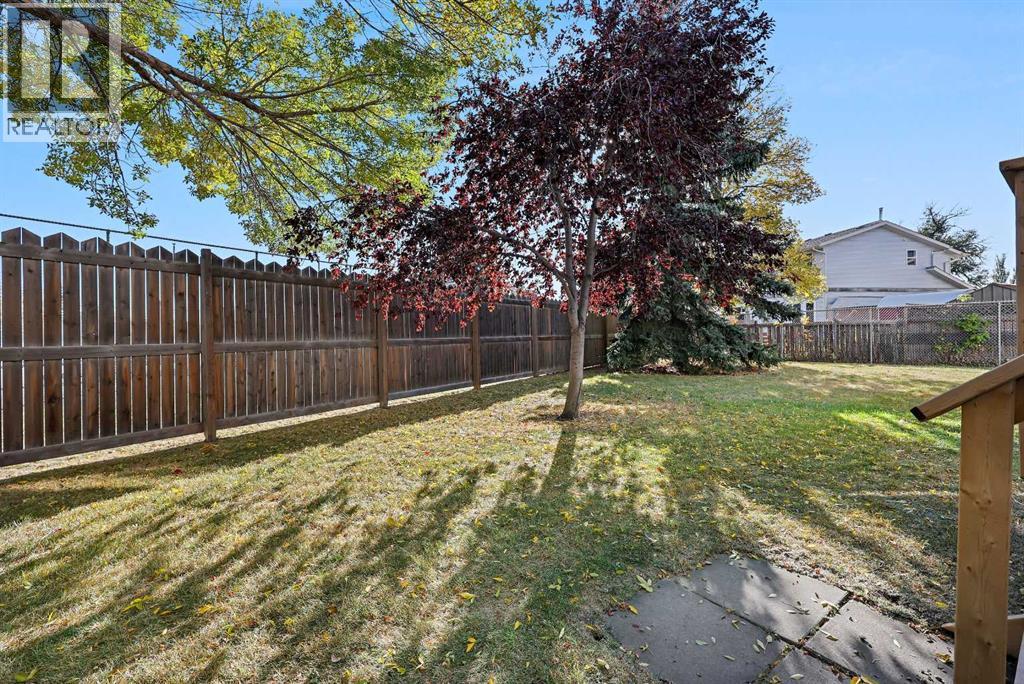 64 Abbeydale Villas Ne, Calgary, Alberta  T2A 7P6 - Photo 35 - A2263228