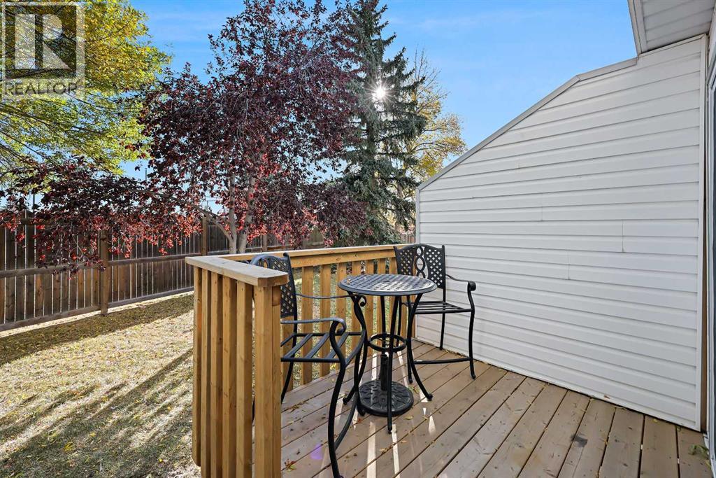 64 Abbeydale Villas Ne, Calgary, Alberta  T2A 7P6 - Photo 32 - A2263228
