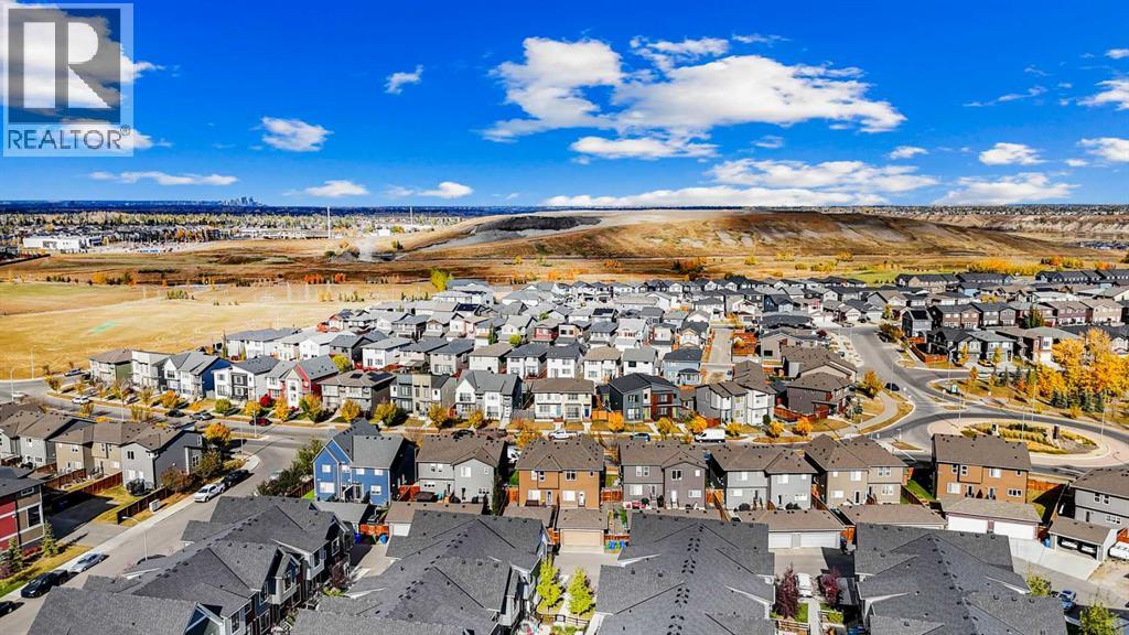 1322 Walden Drive Se, Calgary, Alberta  T2X 2H5 - Photo 3 - A2263655