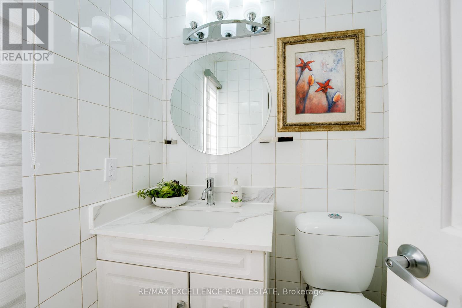 7556 Wildfern Drive, Mississauga, Ontario  L4T 3P6 - Photo 20 - W12459036