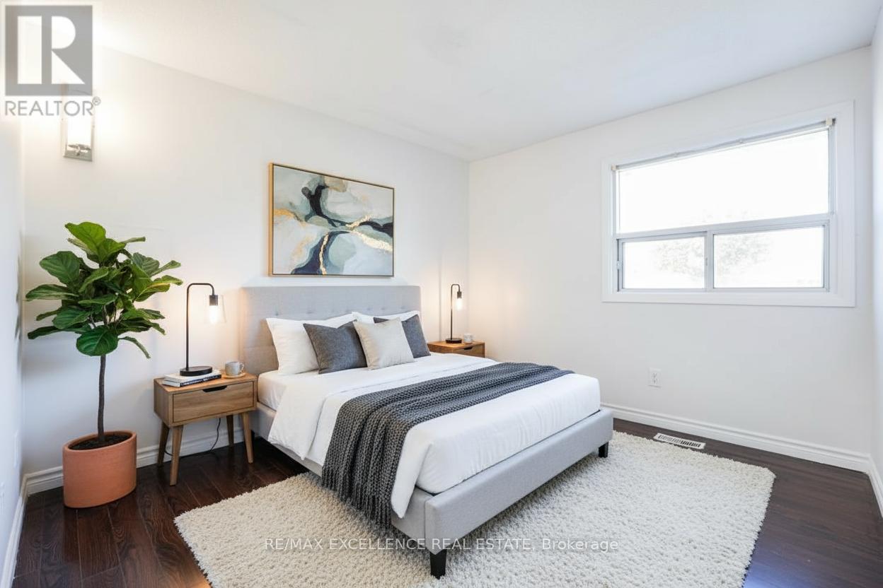 7556 Wildfern Drive, Mississauga, Ontario  L4T 3P6 - Photo 24 - W12459036