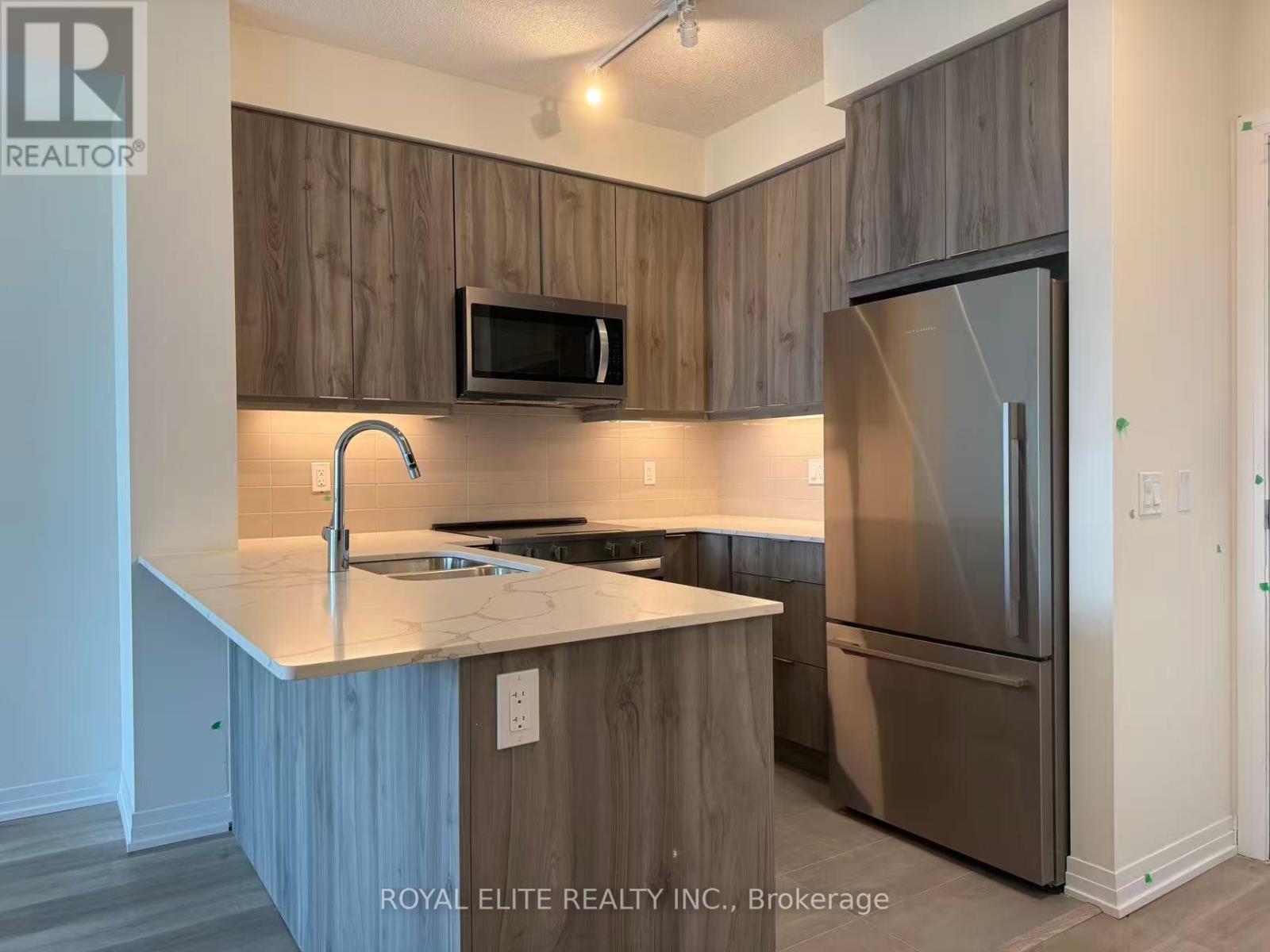 2102 - 15 Watergarden Drive, Mississauga, Ontario  L5R 0H4 - Photo 6 - W12459040