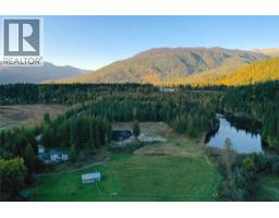 2626 Airport Way Revelstoke, Revelstoke, Ca