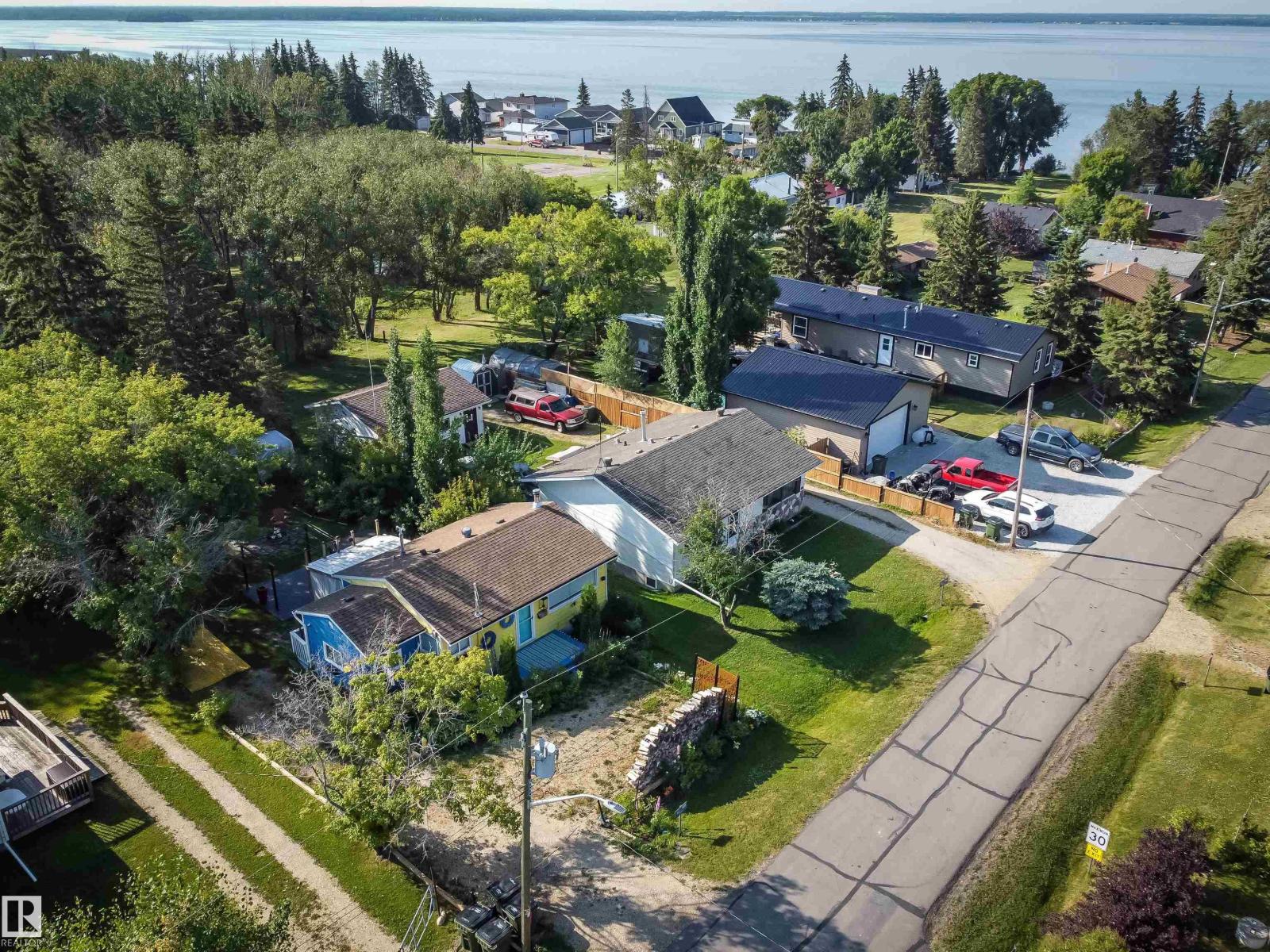 303 3 ST, Rural Lac Ste. Anne County, Alberta