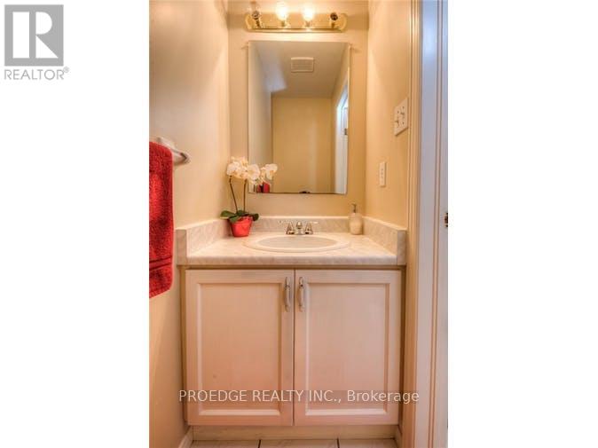 263 Bankside Drive, Kitchener, Ontario  N2N 3J9 - Photo 12 - X12459042