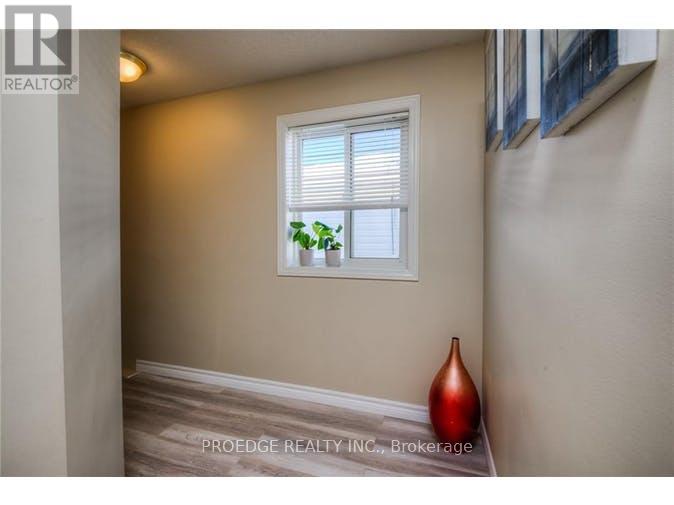263 Bankside Drive, Kitchener, Ontario  N2N 3J9 - Photo 14 - X12459042