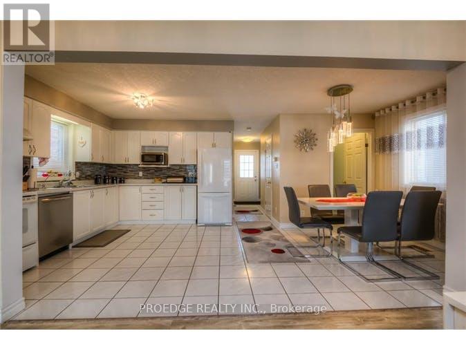 263 Bankside Drive, Kitchener, Ontario  N2N 3J9 - Photo 6 - X12459042