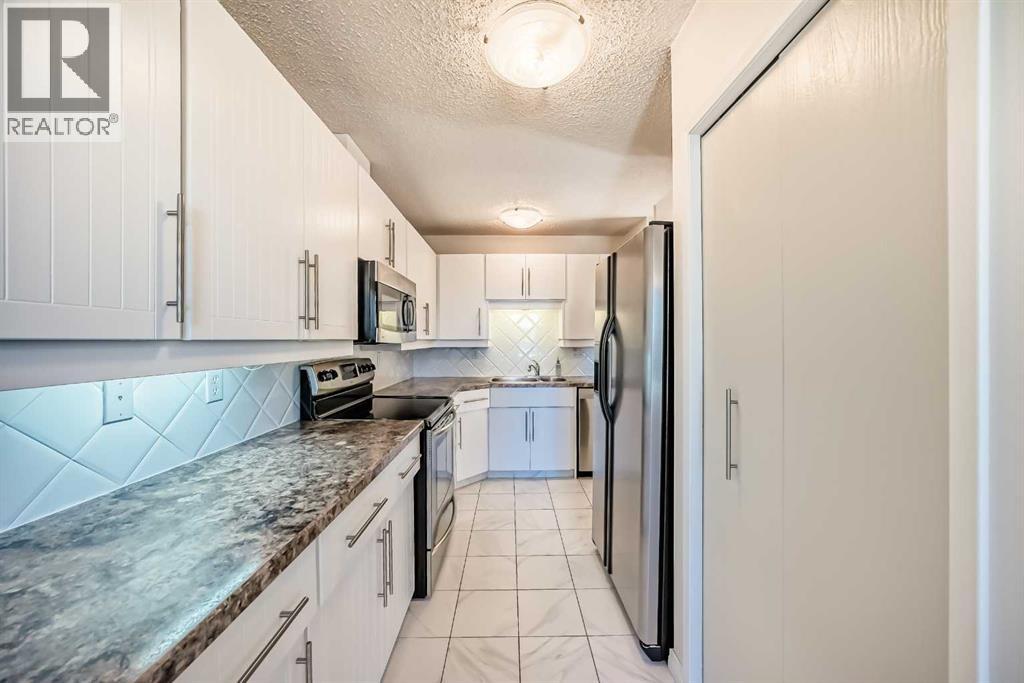 40 Glenpatrick Crescent, Cochrane, Alberta  T0L 0W3 - Photo 7 - A2263301