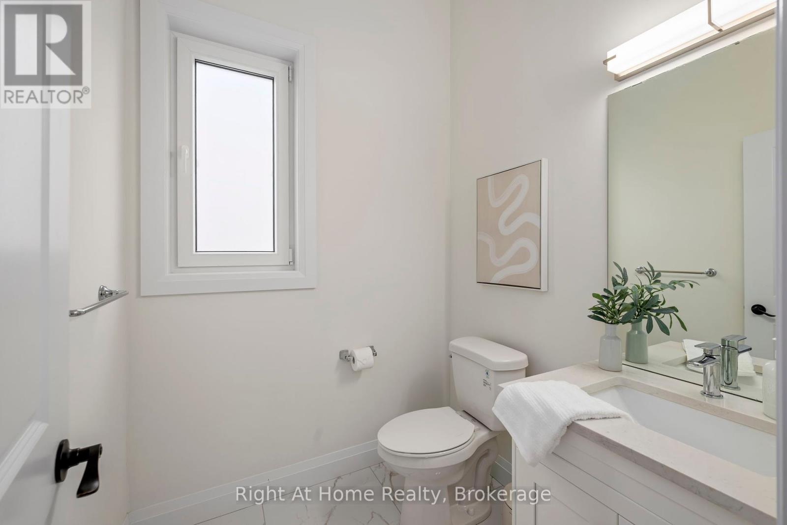2363 Bakervilla Street, London South, Ontario  N6P 0H4 - Photo 15 - X12336618