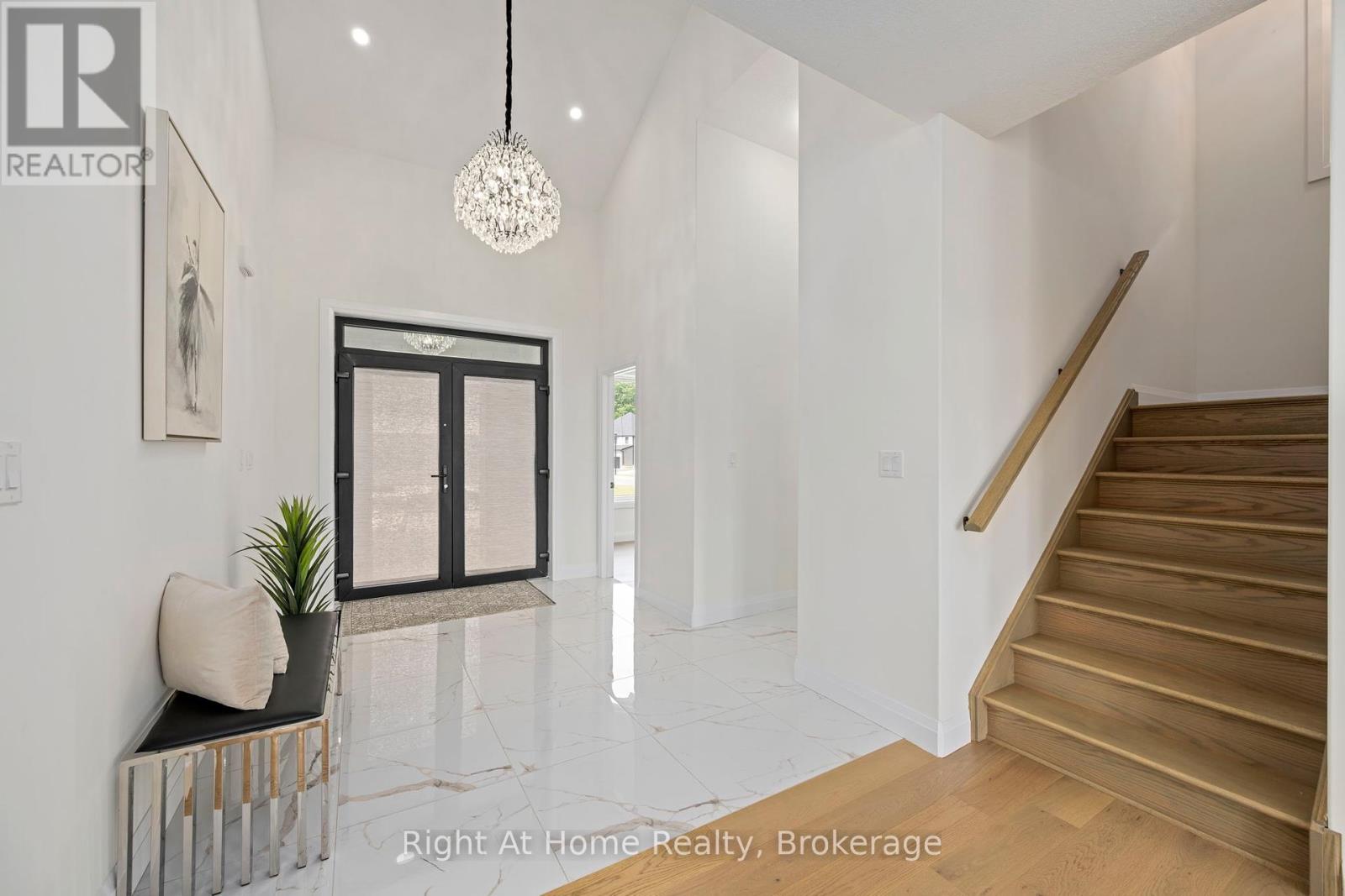 2363 Bakervilla Street, London South, Ontario  N6P 0H4 - Photo 7 - X12336618