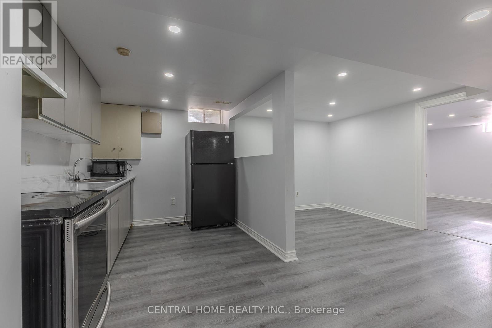 149 Terrosa Road, Markham, Ontario  L3S 2P7 - Photo 2 - N12459048