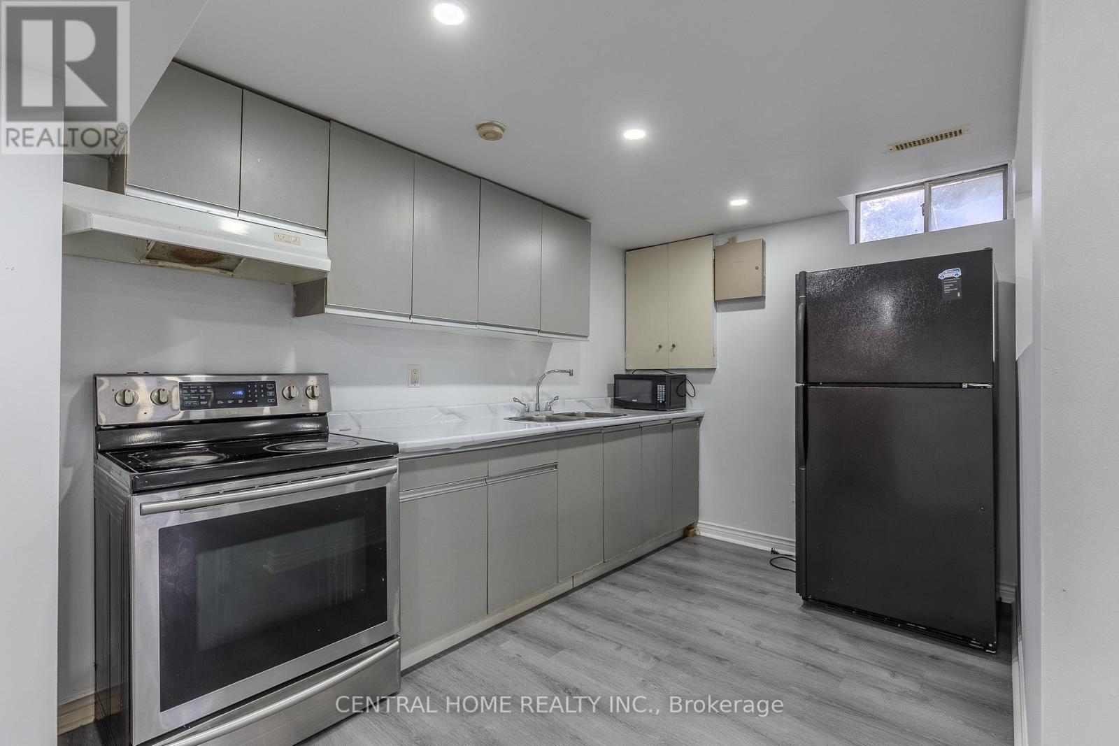 149 Terrosa Road, Markham, Ontario  L3S 2P7 - Photo 8 - N12459048