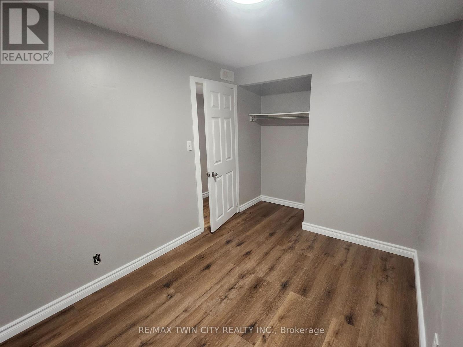 Lower - 197b Cedarvale Crescent, Waterloo, Ontario  N2L 4T3 - Photo 19 - X12459046