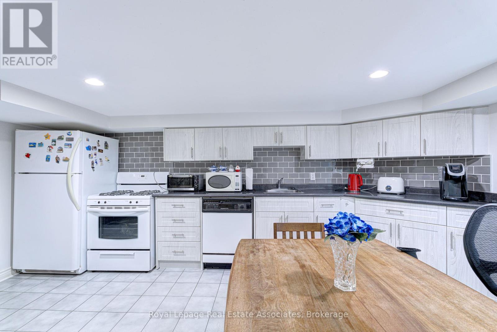 101 Dovercourt Road, Toronto, Ontario  M6J 3C2 - Photo 10 - C12459050