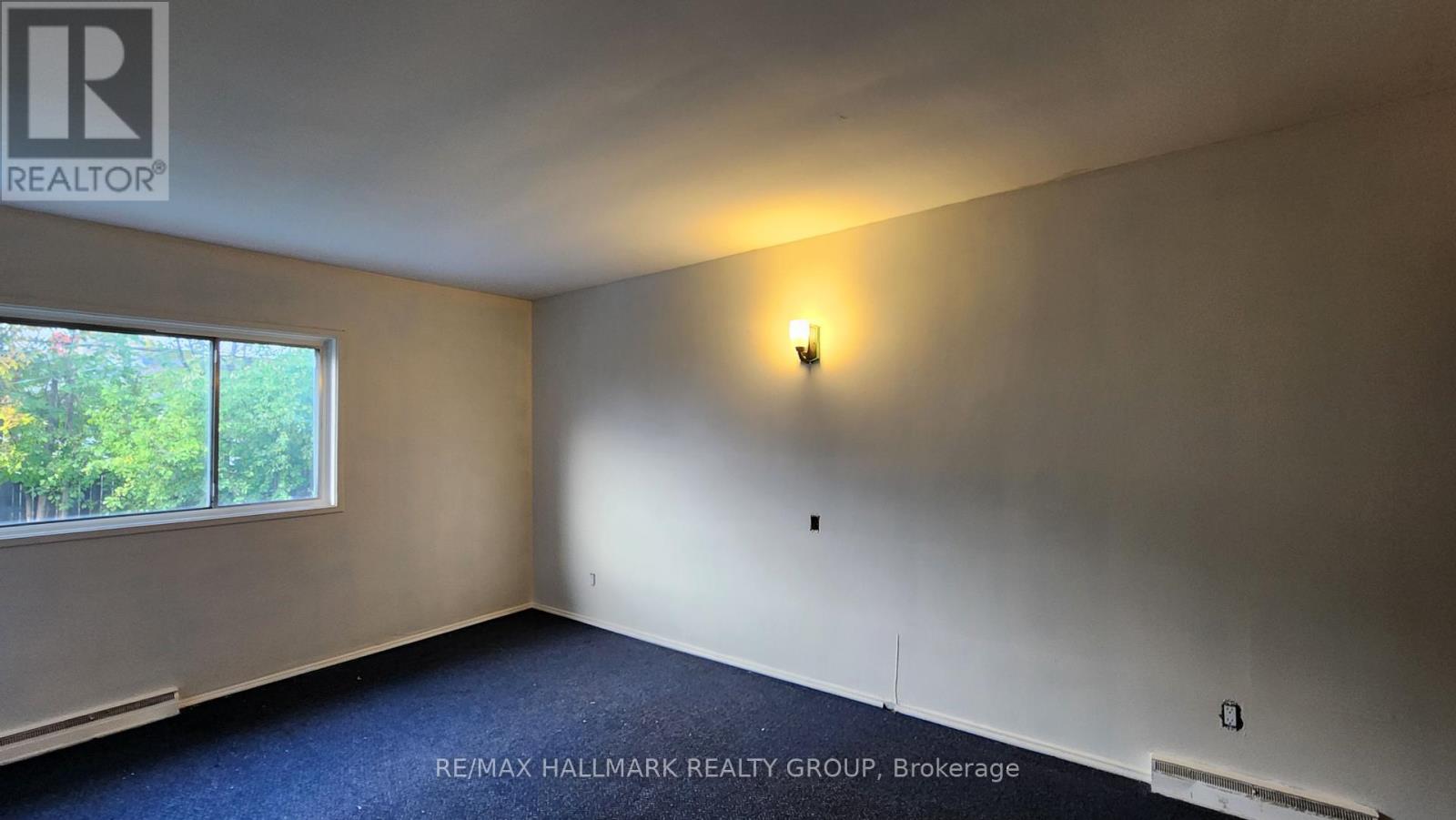 447 Roger Road, Ottawa, Ontario  K1H 5B7 - Photo 17 - X12048743