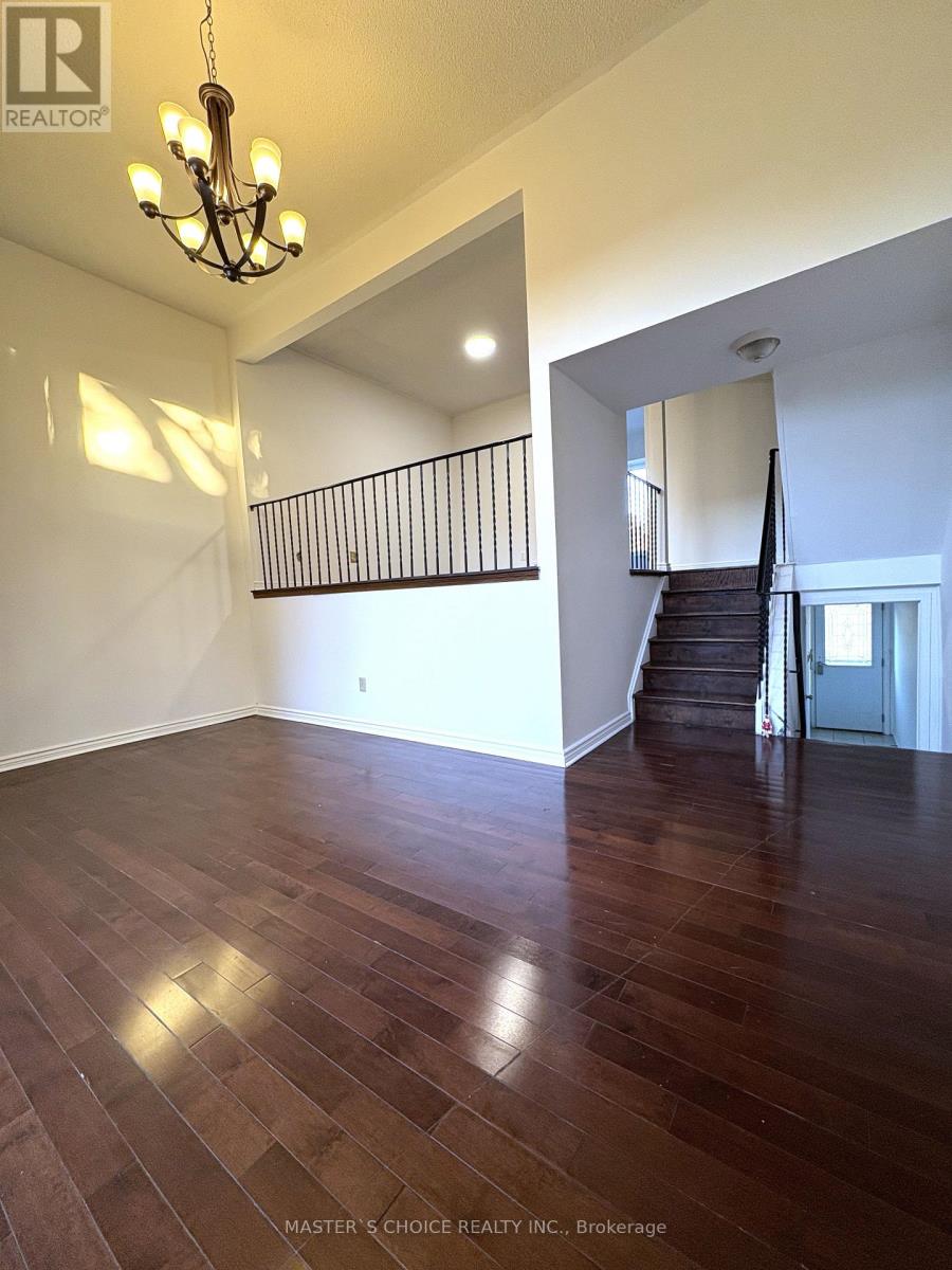 166 Collingsbrook Boulevard, Toronto, Ontario  M1W 1M7 - Photo 5 - E12456806