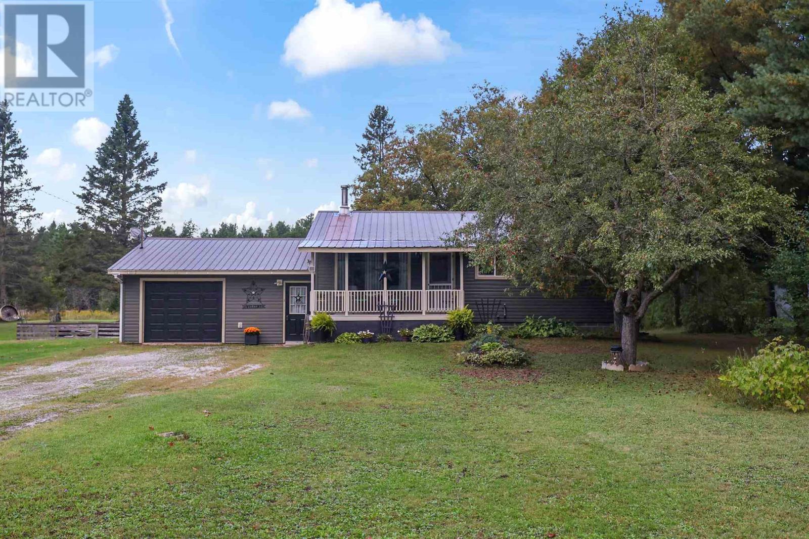 1180 Highway 552 W, Goulais River, Ontario  P0S 1E0 - Photo 2 - SM252781