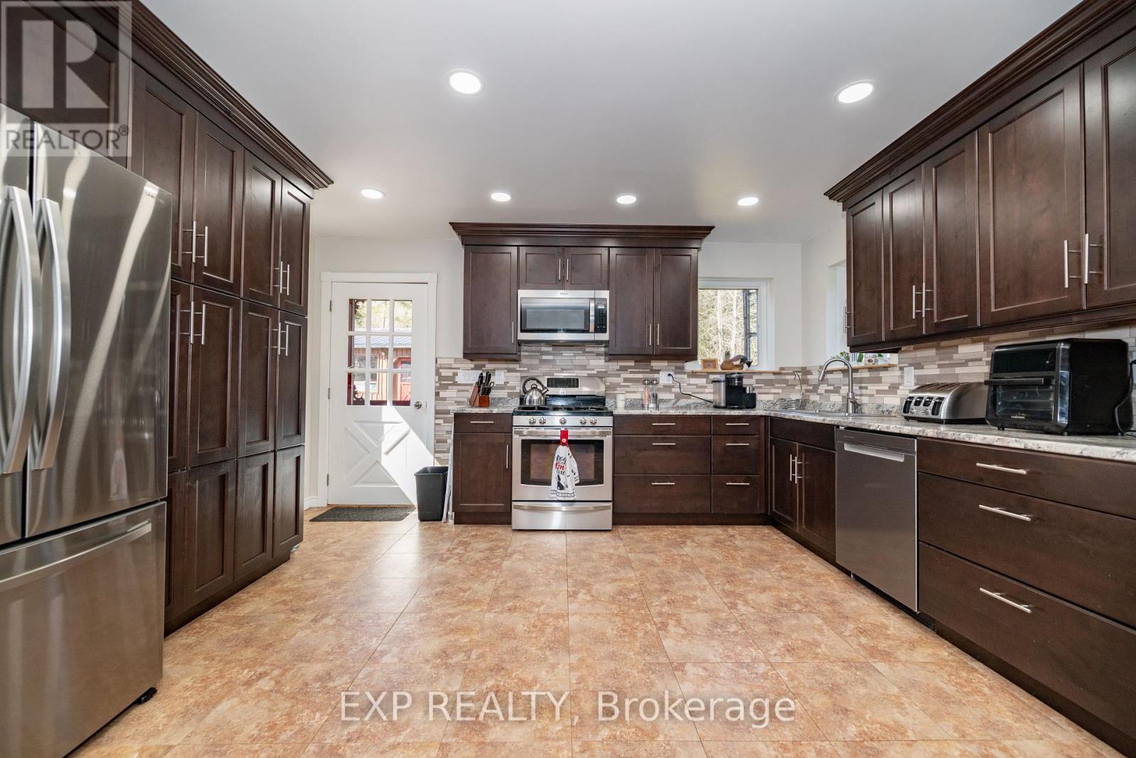 5490 Loop Road, Highlands East, Ontario  K0L 2A0 - Photo 8 - X12146643