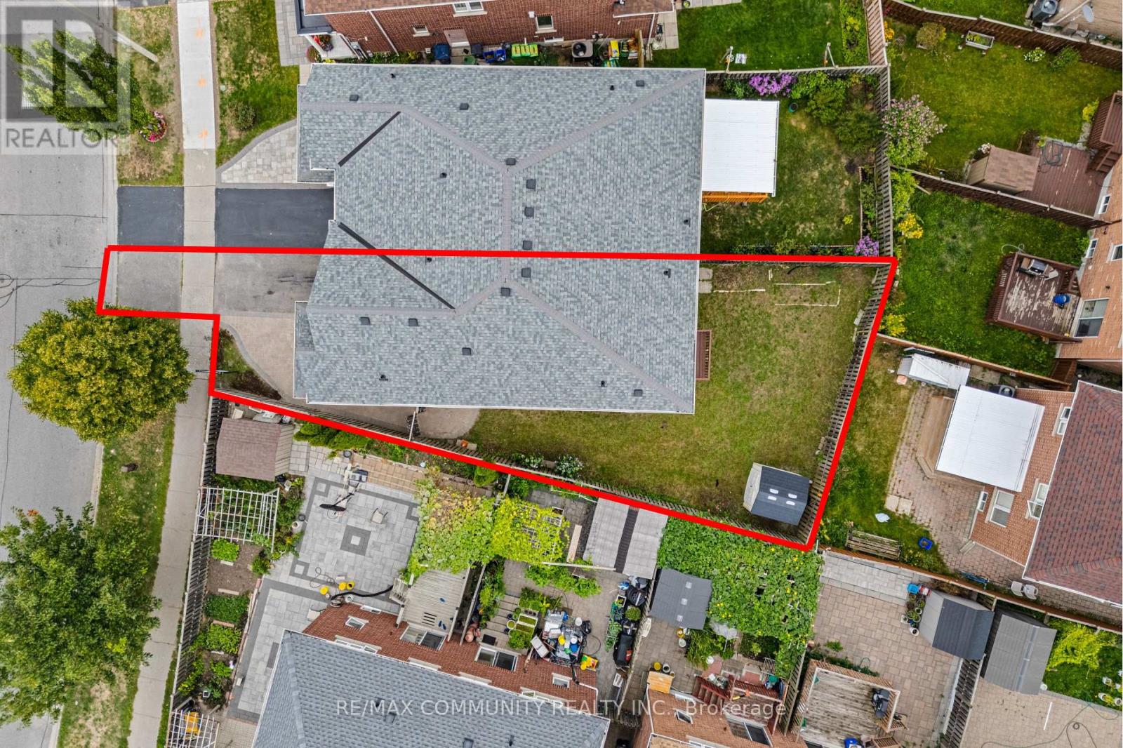 5 White Heather Boulevard, Toronto, Ontario  M1V 0A6 - Photo 3 - E12449569