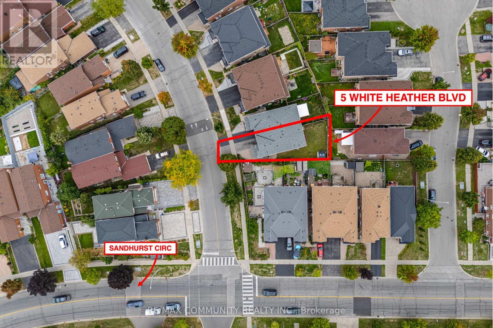 5 White Heather Boulevard, Toronto, Ontario  M1V 0A6 - Photo 4 - E12449569