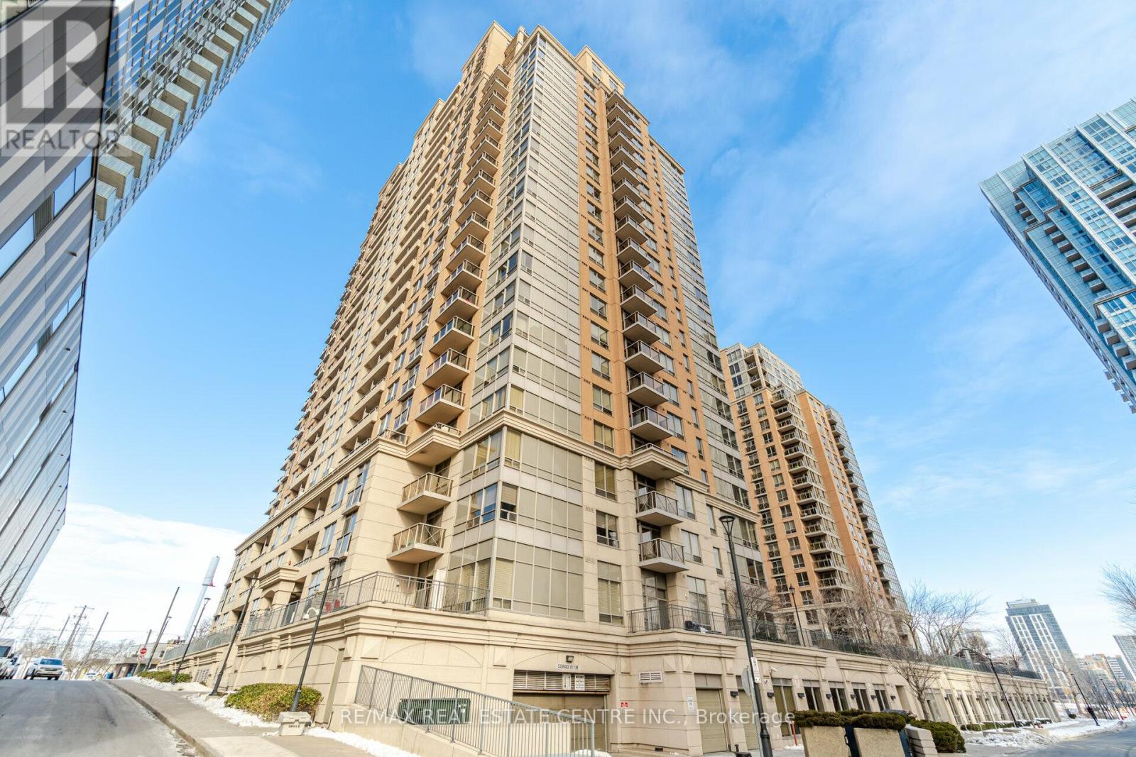 1227 - 5233 Dundas Street W, Toronto, Ontario  M9B 6M1 - Photo 2 - W12459055