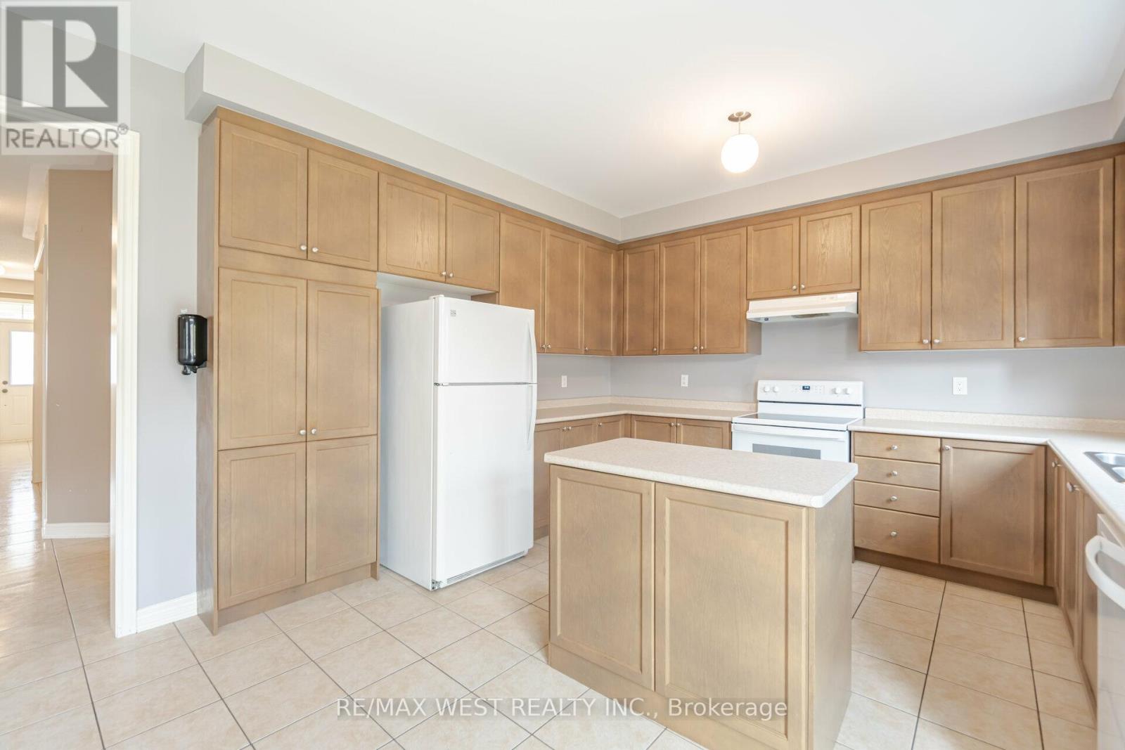 422 Hidden Trail, Oakville, Ontario  L6M 0N3 - Photo 19 - W12459057