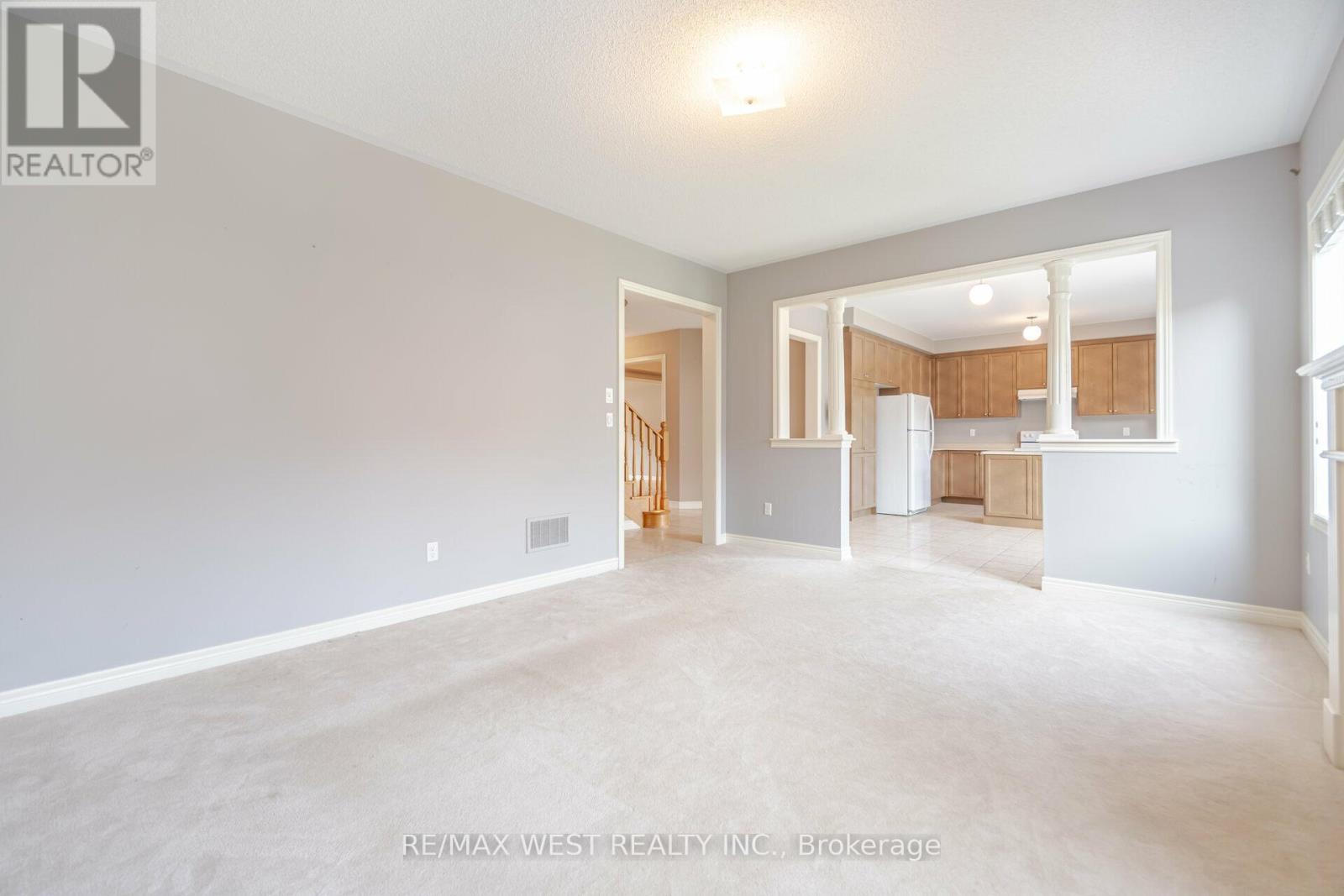 422 Hidden Trail, Oakville, Ontario  L6M 0N3 - Photo 22 - W12459057