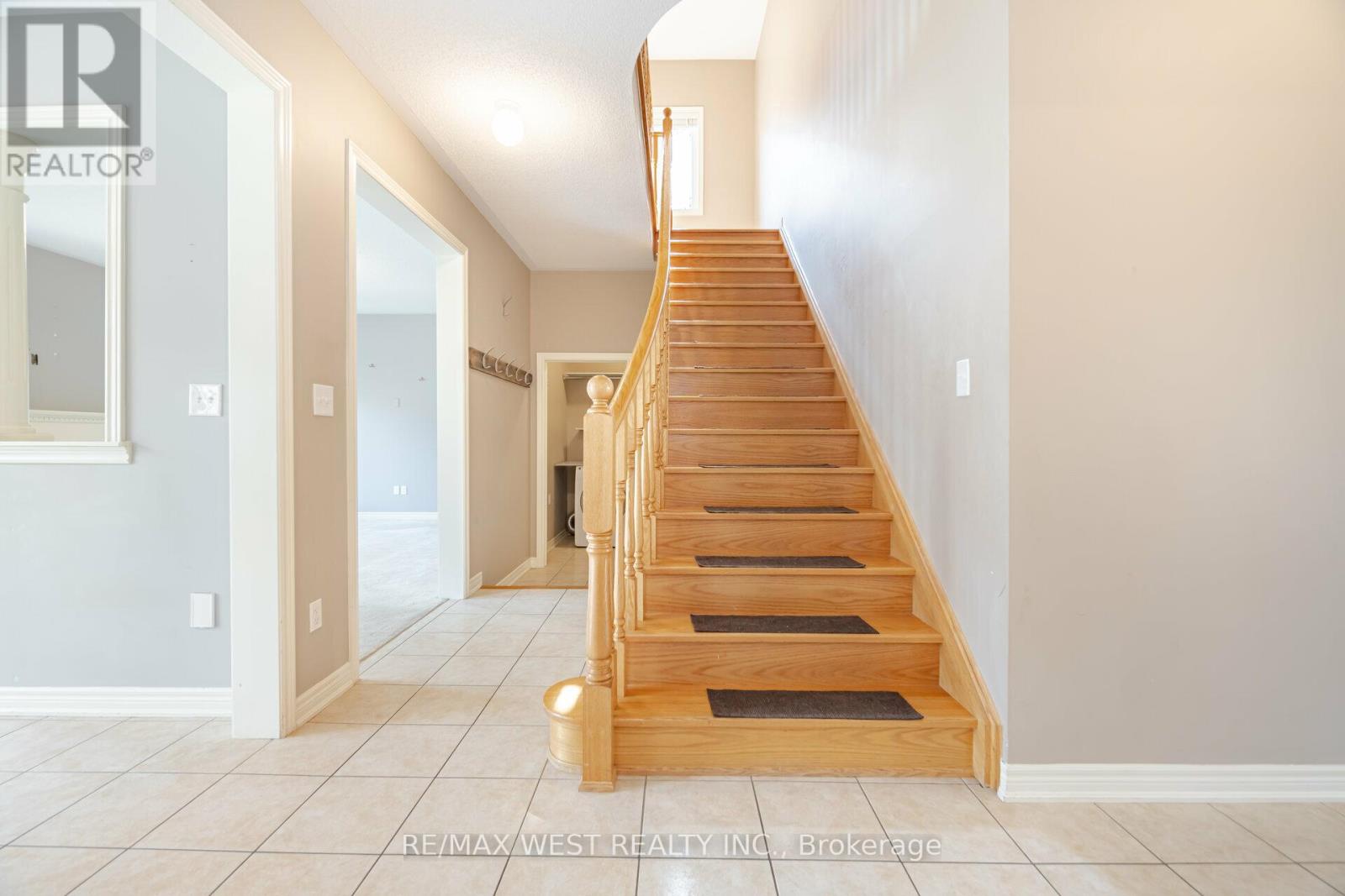 422 Hidden Trail, Oakville, Ontario  L6M 0N3 - Photo 25 - W12459057