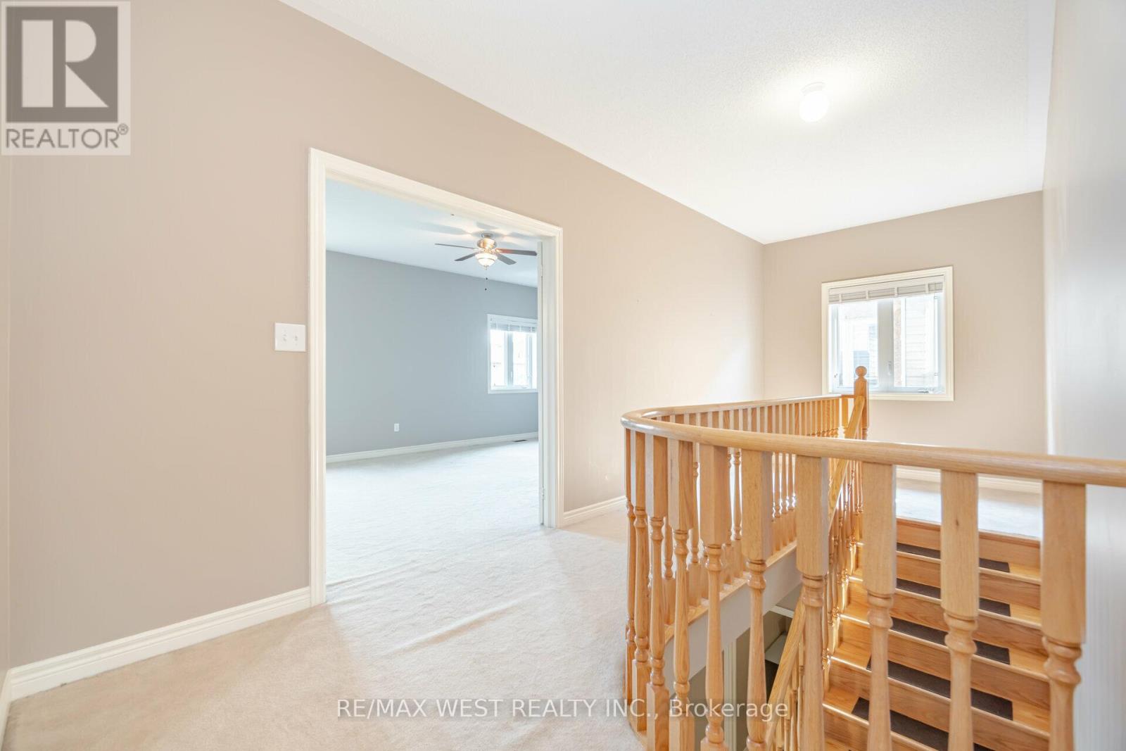 422 Hidden Trail, Oakville, Ontario  L6M 0N3 - Photo 27 - W12459057