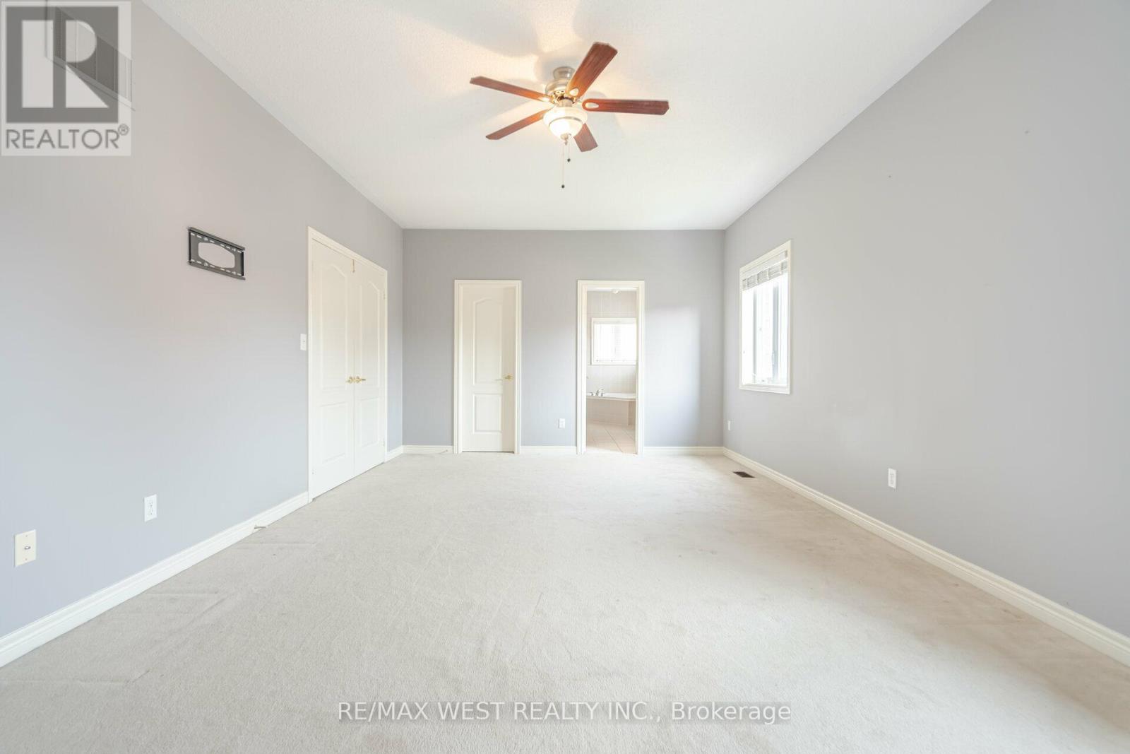 422 Hidden Trail, Oakville, Ontario  L6M 0N3 - Photo 30 - W12459057