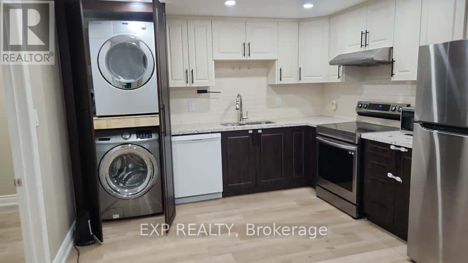 Bsmt - 3067 Ilomar Court, Mississauga, Ontario  L5N 5B5 - Photo 9 - W12459059