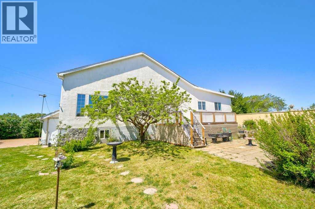 208 Railway Street Se, Milk River, Alberta  T0K 1M0 - Photo 8 - A2192041