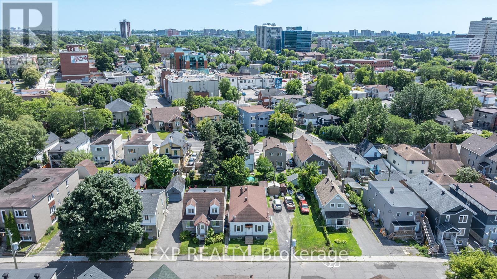 228 Carillon Street, Ottawa, Ontario  K1L 5X8 - Photo 6 - X12459062