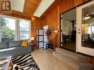 184 Dunkerron Avenue, Wasaga Beach, Ontario  L9Z 2G8 - Photo 3 - S12459071