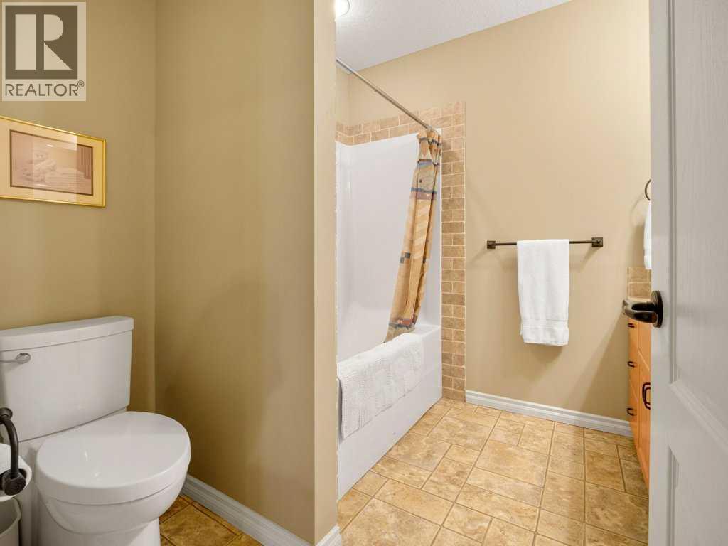 21 Fairmont Park Landing S, Lethbridge, Alberta  T1K 7L1 - Photo 28 - A2261925