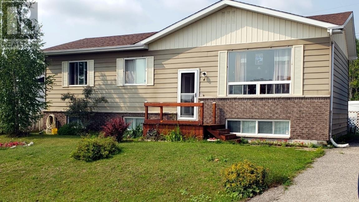 4 Fisher Ave, Manitouwadge, Ontario  P0T 2C0 - Photo 1 - TB250583