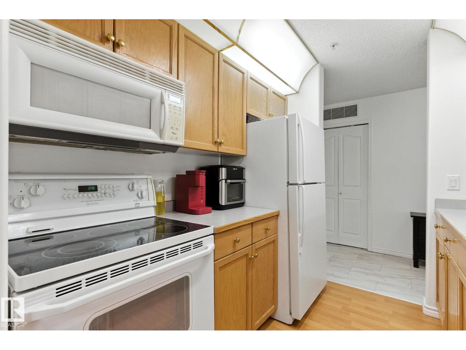 #125 16303 95 St Nw, Edmonton, Alberta  T5Z 3V1 - Photo 5 - E4461902
