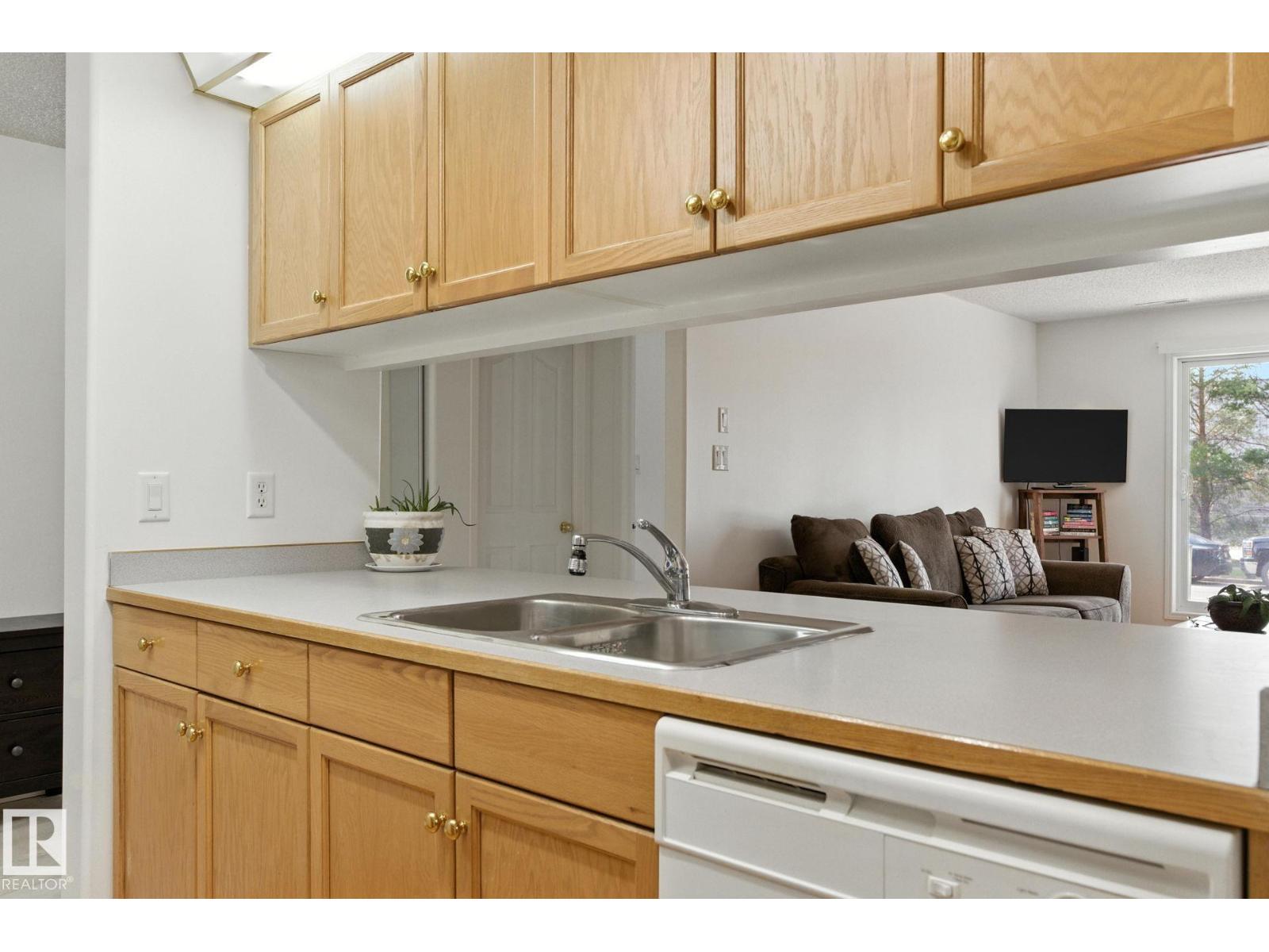 #125 16303 95 St Nw, Edmonton, Alberta  T5Z 3V1 - Photo 6 - E4461902