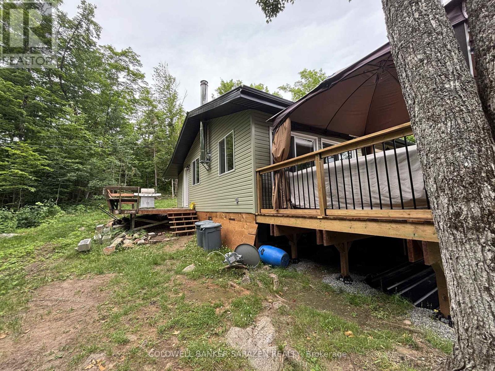 117 Raycroft Peninsula Point, Lanark Highlands, Ontario  K0A 3L0 - Photo 9 - X12459069