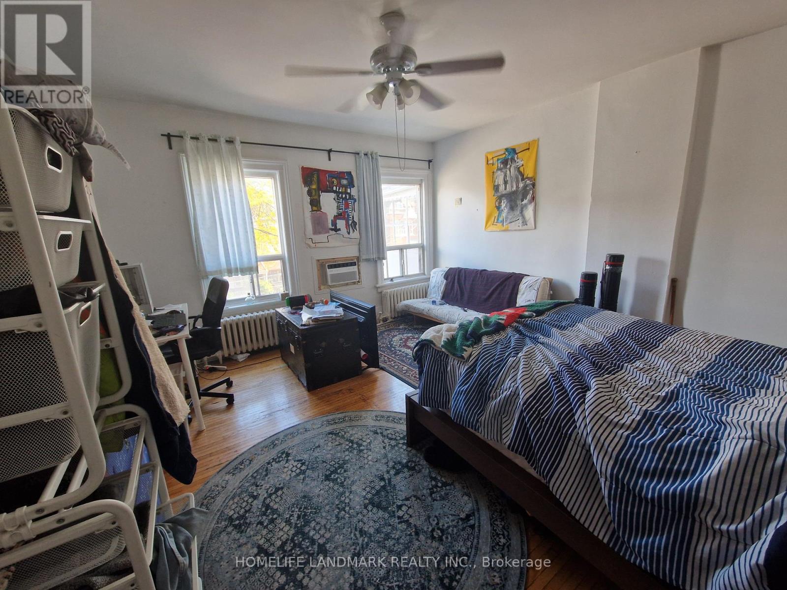 2nd&3rd - 26 Lippincott Street, Toronto, Ontario  M5S 2P2 - Photo 9 - C12379739