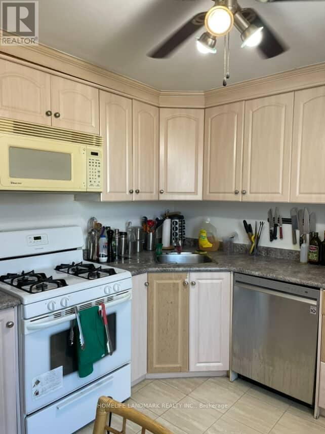 2nd&3rd - 26 Lippincott Street, Toronto, Ontario  M5S 2P2 - Photo 3 - C12379739
