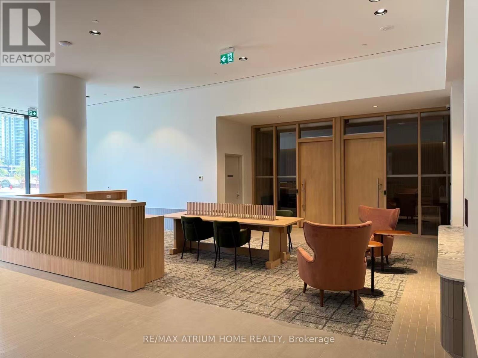 407 - 395 Square One Drive, Mississauga, Ontario  L5B 0P6 - Photo 2 - W12459068