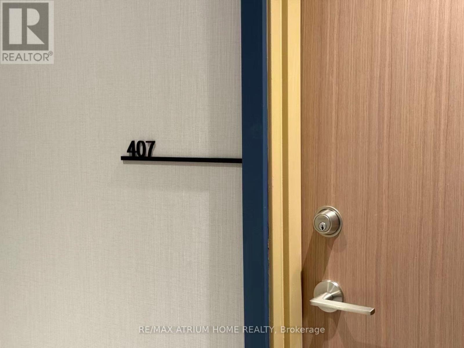 407 - 395 Square One Drive, Mississauga, Ontario  L5B 0P6 - Photo 6 - W12459068